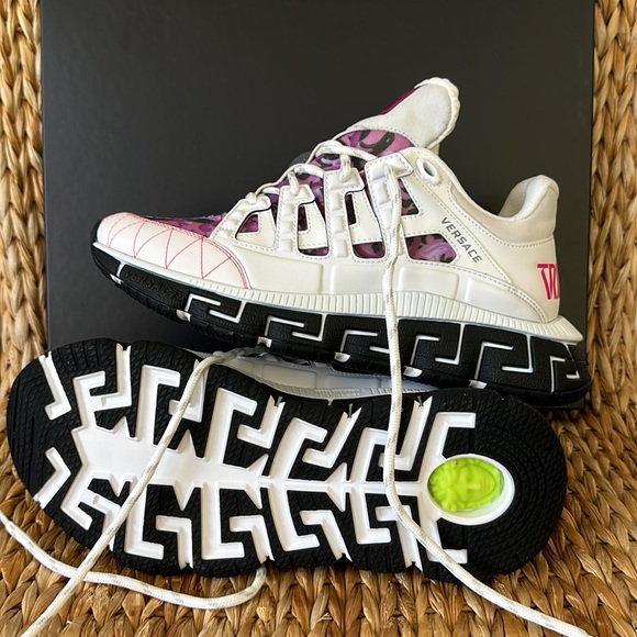 New in Box Versace Trigreca Chunky Sneakers 41 - Picture 5 of 14